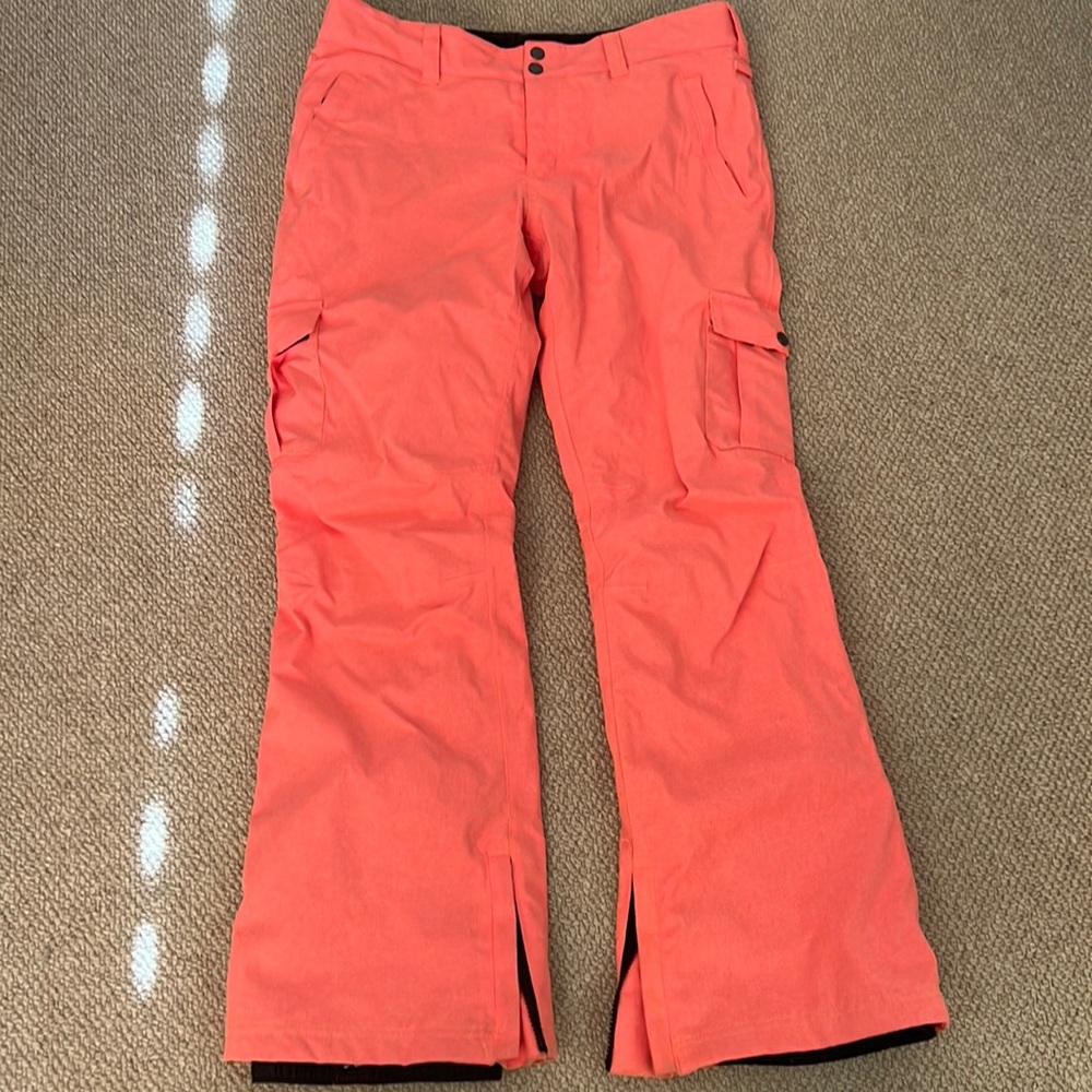 Super cute women's snowboarding pants